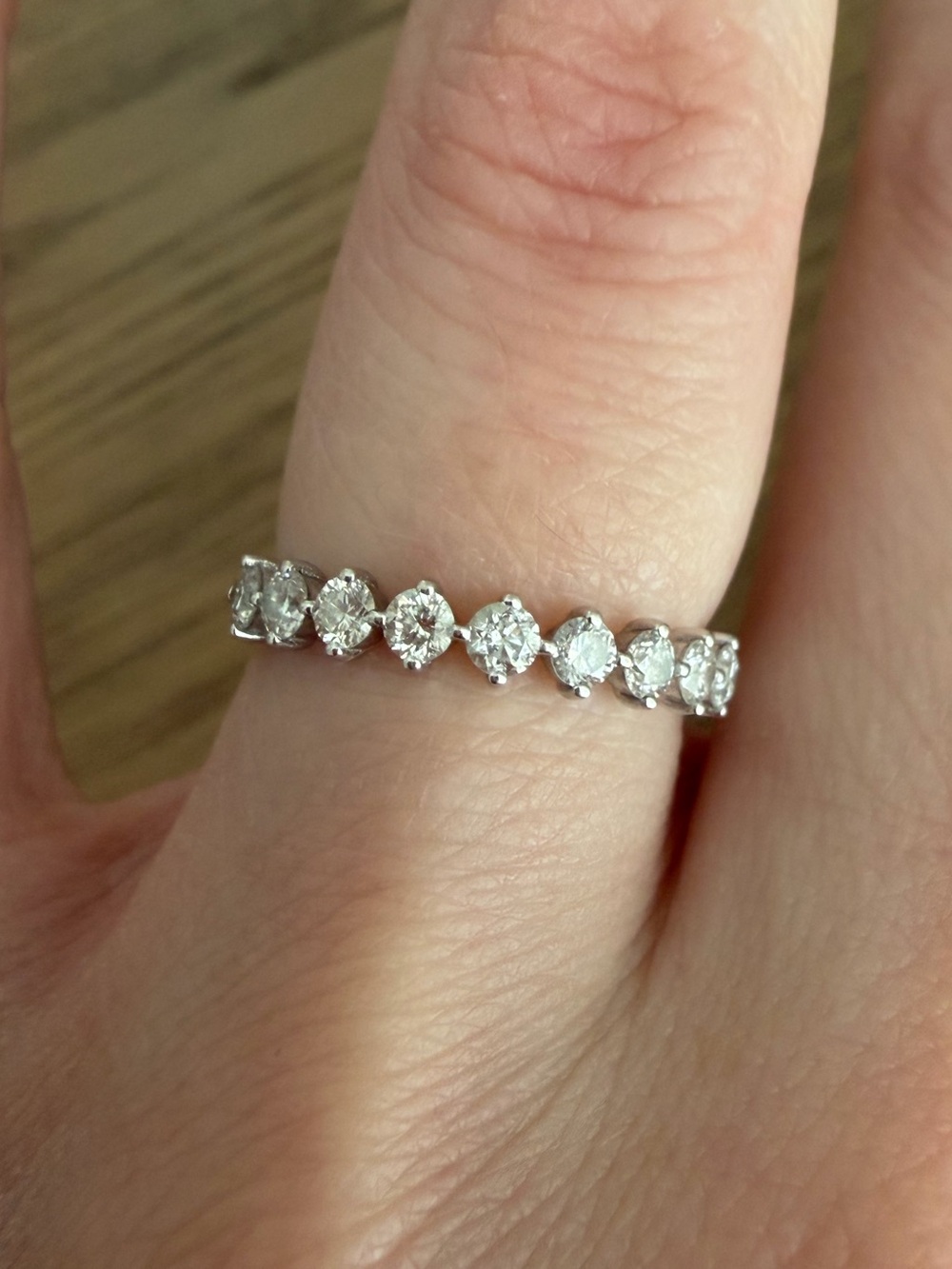 14k White Gold Round Natural Diamond Band  5 1/4 - Picture 3 of 10